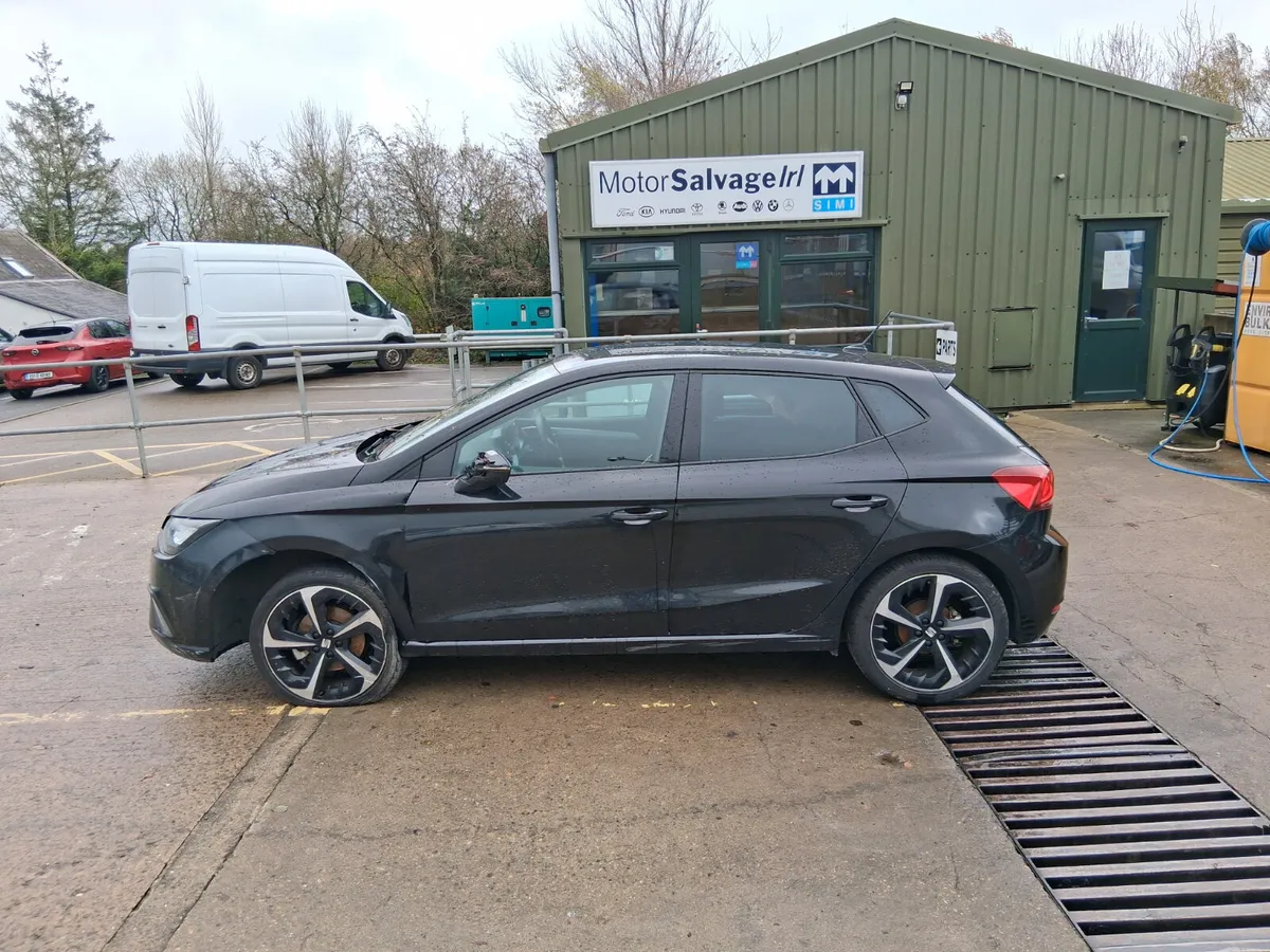 24 SEAT IBIZA  1.0 TSI  DSG FR   (for parts only) - Image 2