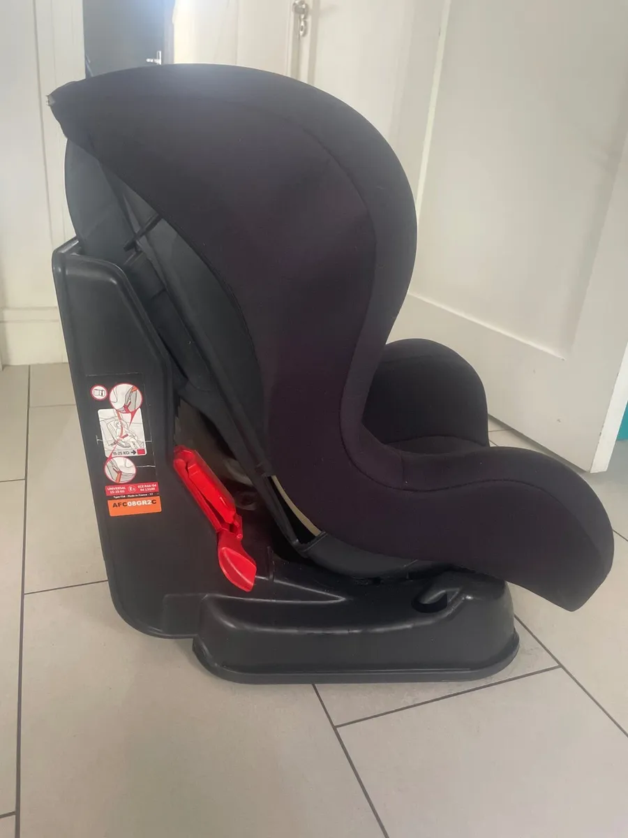 car seat - Image 2