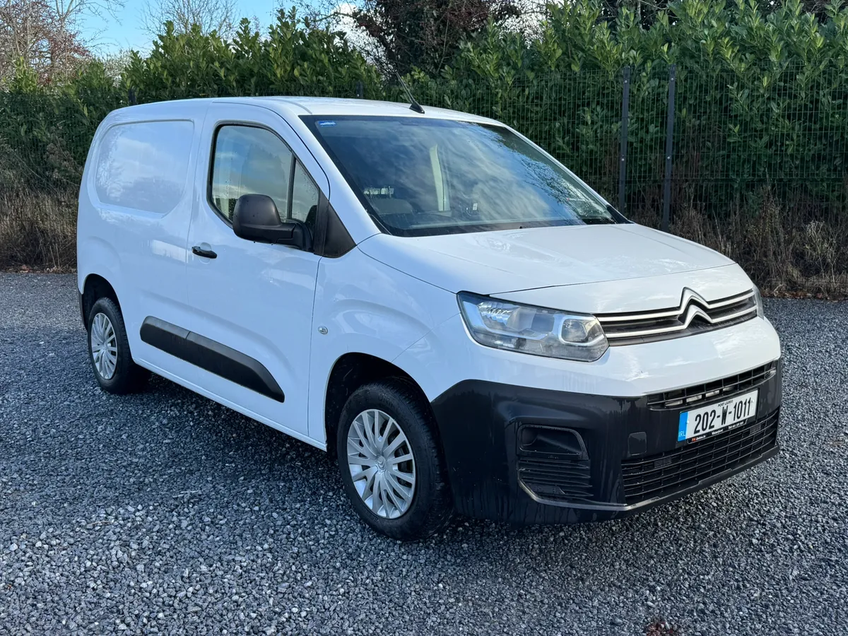 2020 Citroen Berlingo 3 Seater - Image 1
