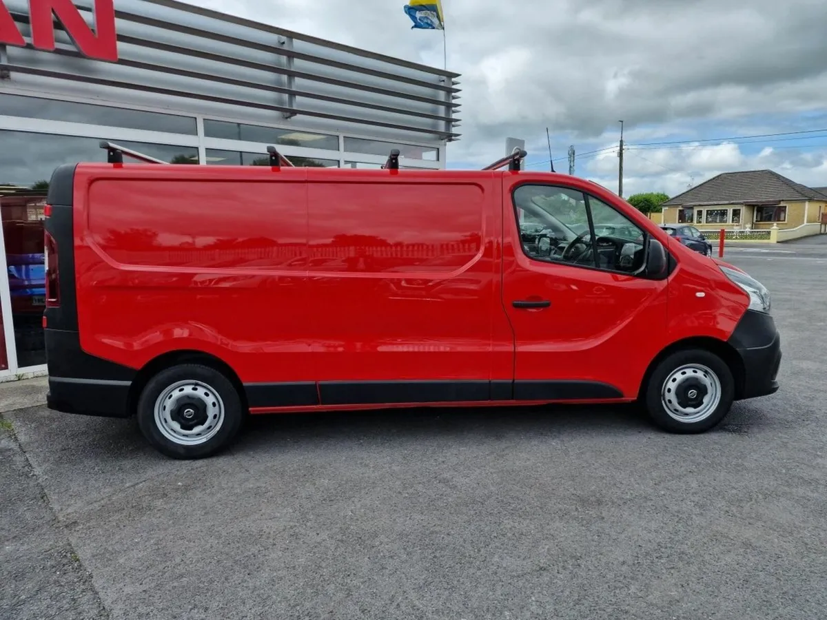 Nissan NV300 NV300 LWB 120 XE MY20 4DR - Image 2