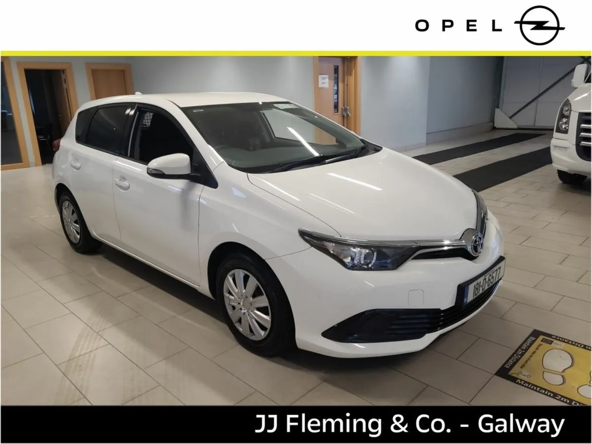 Toyota Auris AURIS VAN 1.4 D4D TERRA 4DR - Image 1