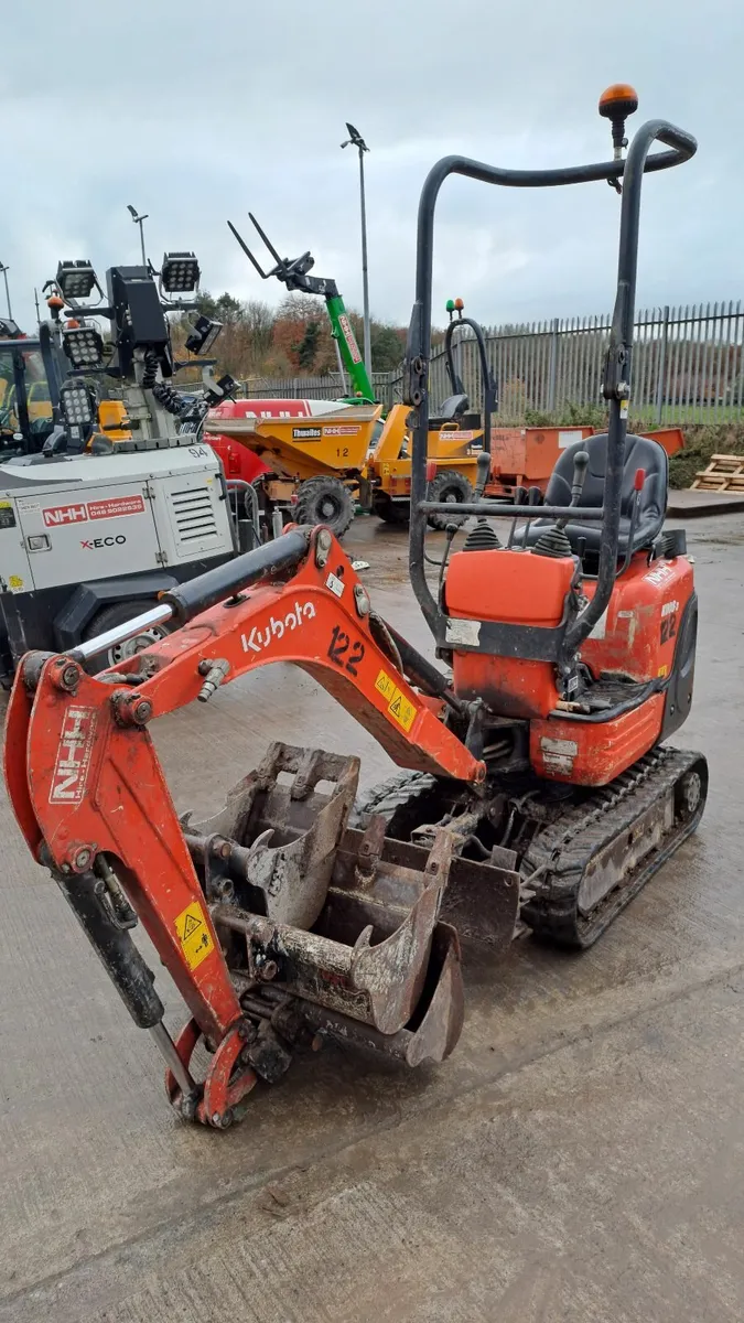 1 TON KUBOTA DIGGER - Image 4