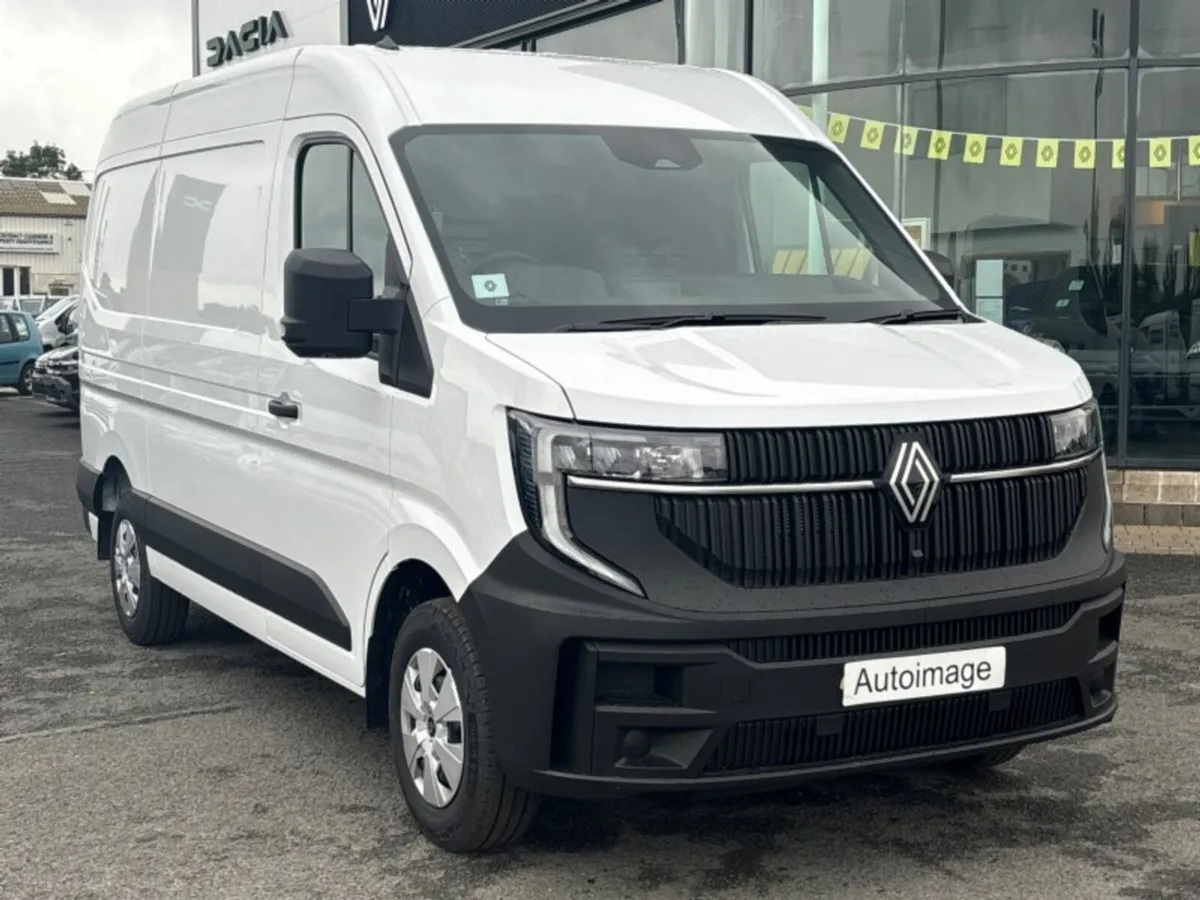 Renault Master MWB 170BHP AUTO EX VAT PRICED DISPL - Image 1