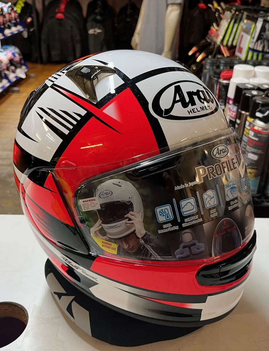 Display Helmet specials at Meskells - Image 1