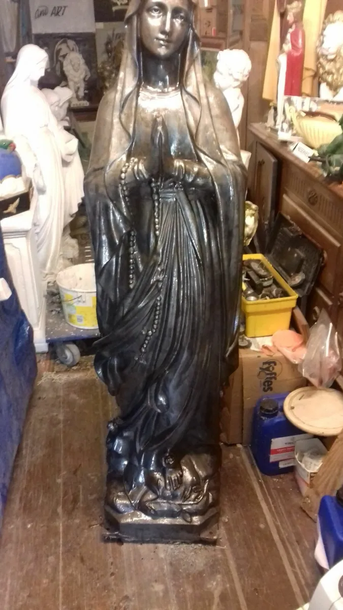 church statues - Image 1
