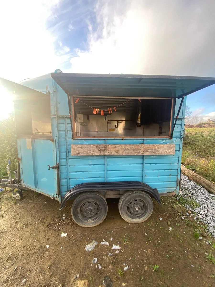 Horsebox Food Truck - Image 2