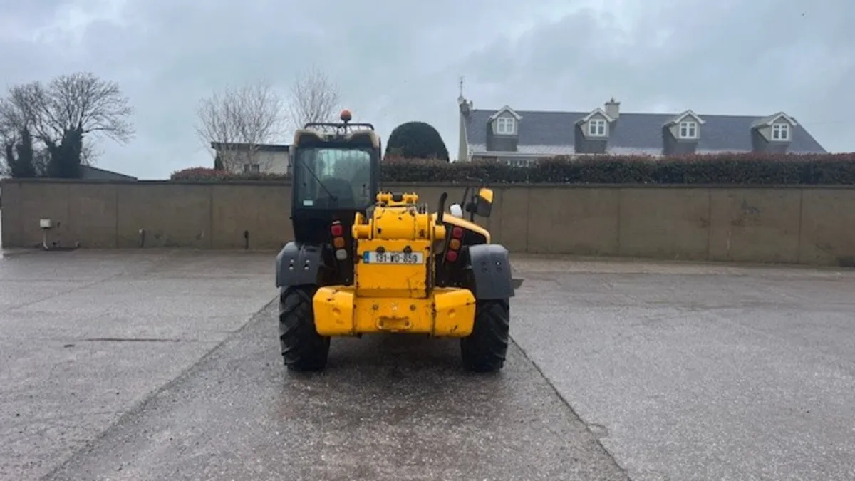 2013 JCB 535 140 - Image 2