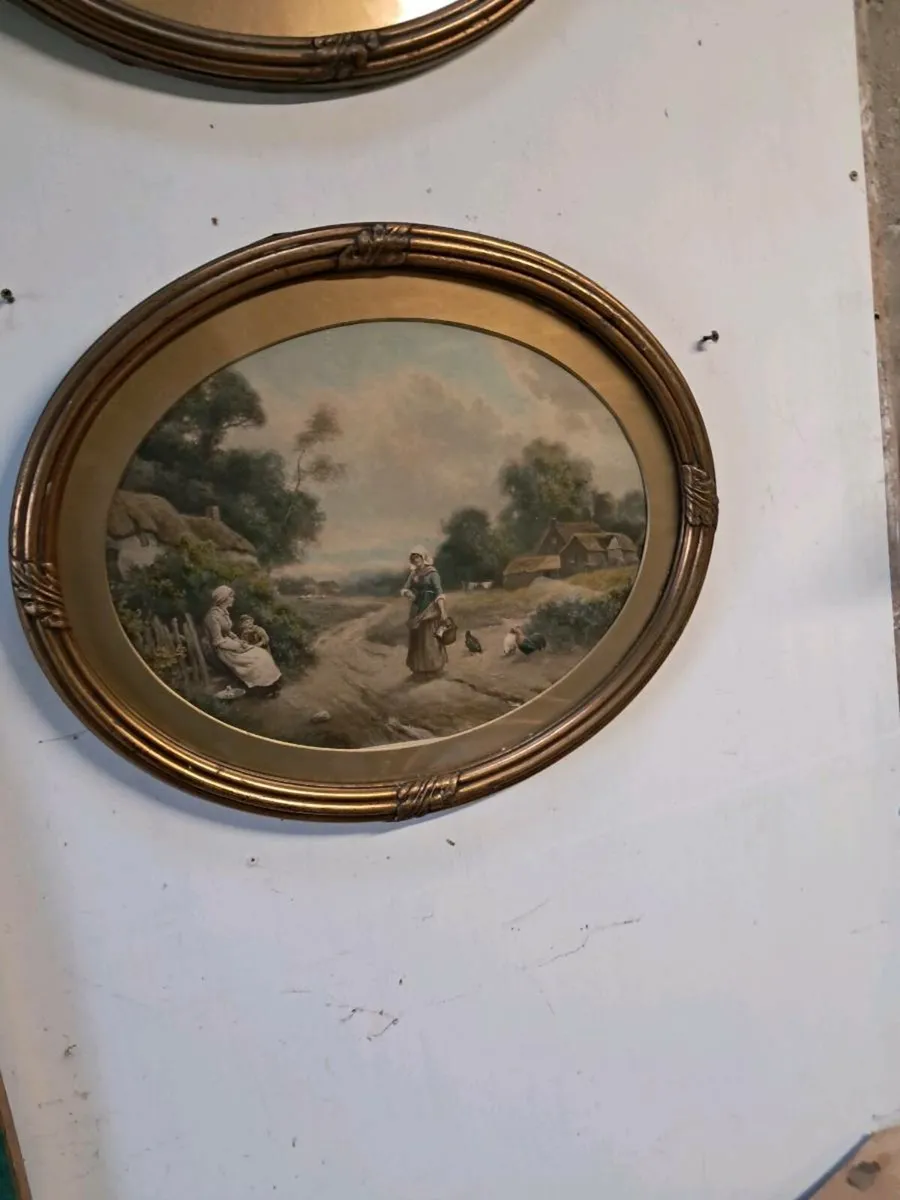 2 good quality oval prints - Image 3