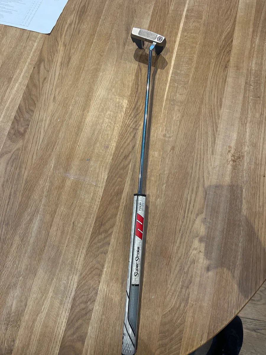 Left handed putter - Image 2