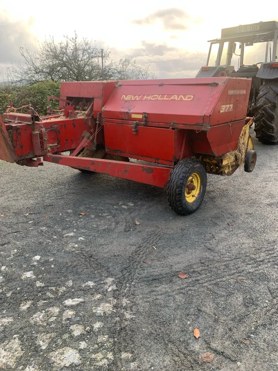 Newholland square baler - Image 4