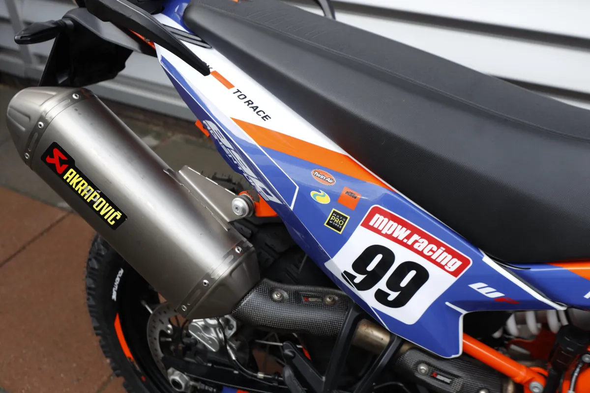 KTM 890 Adventure R - Image 4