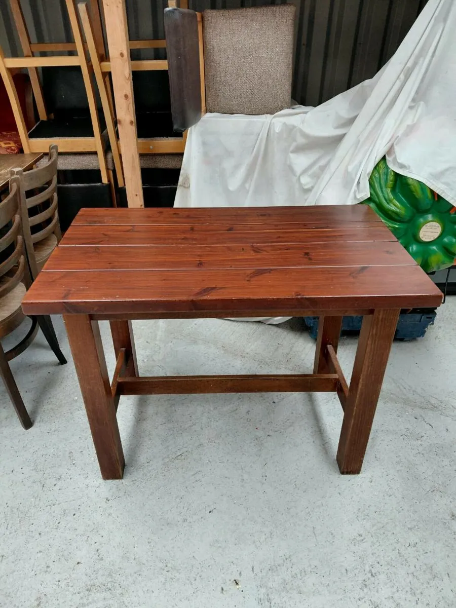 Pub stools and bar furniture - Image 4