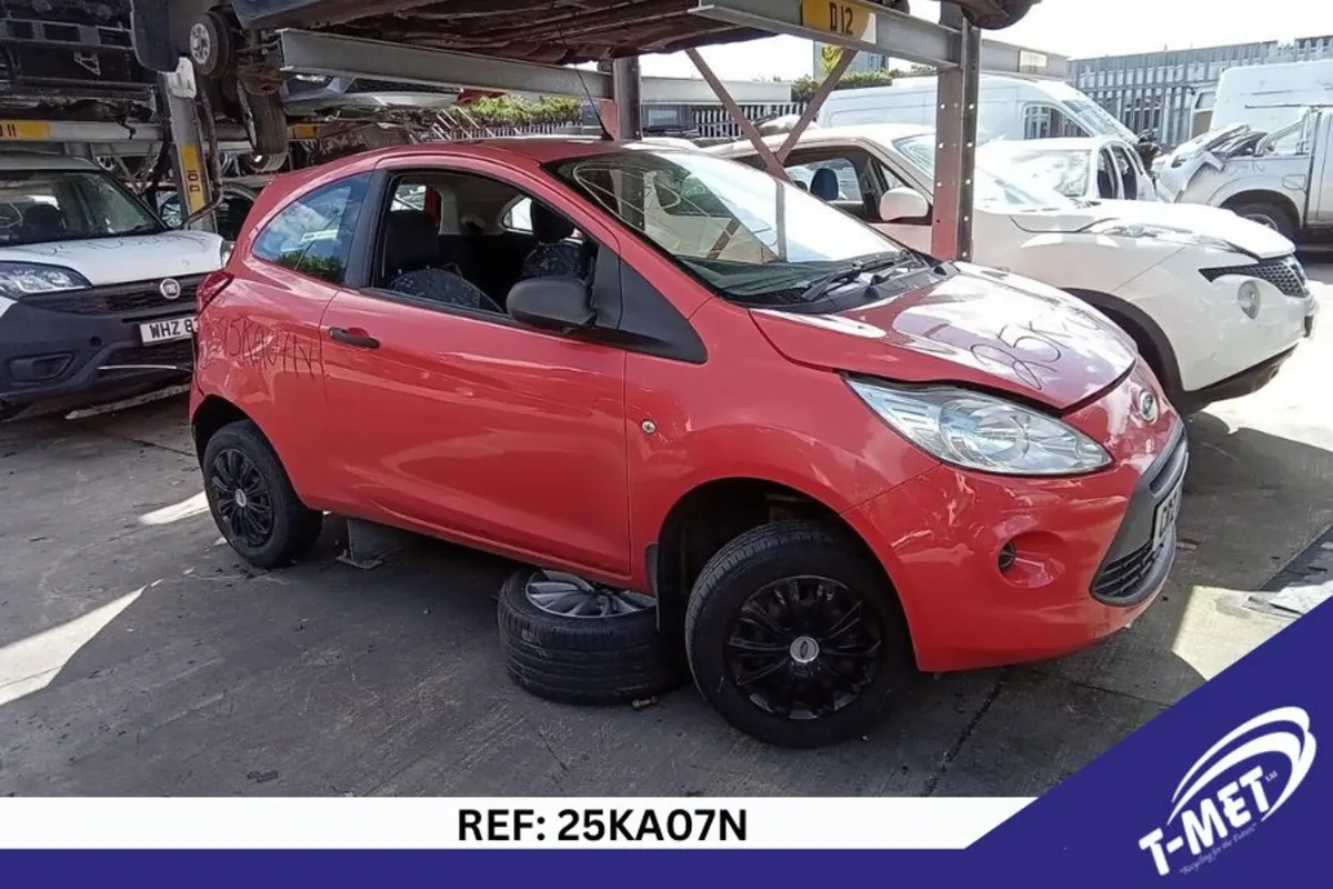 2011 FORD KA BREAKING FOR PARTS - Image 1