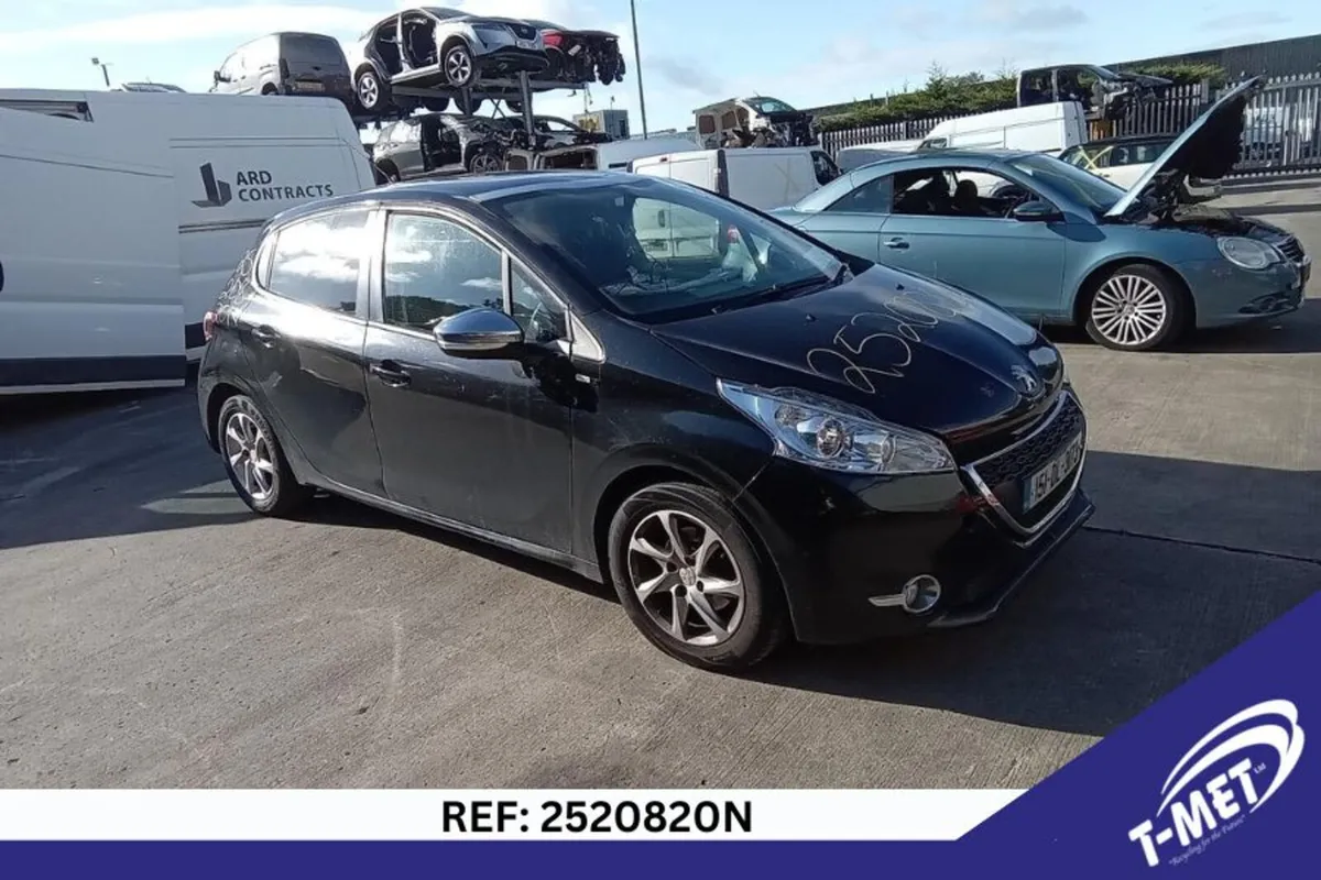 2015 PEUGEOT 208 BREAKING FOR PARTS - Image 1