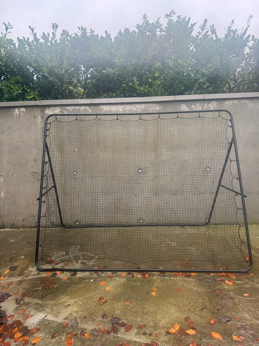 Football Rebounder - Image 2