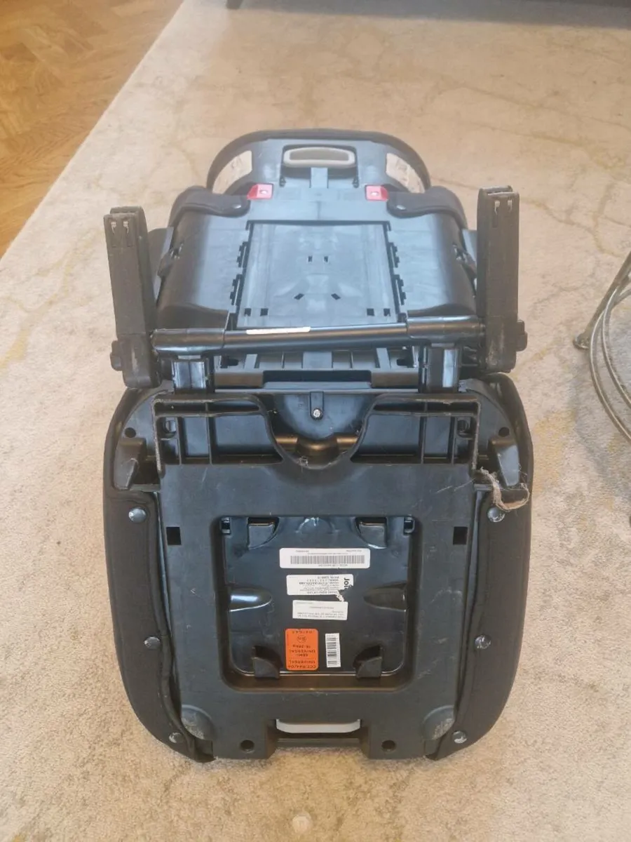 Joie carseats x 3 - Image 3