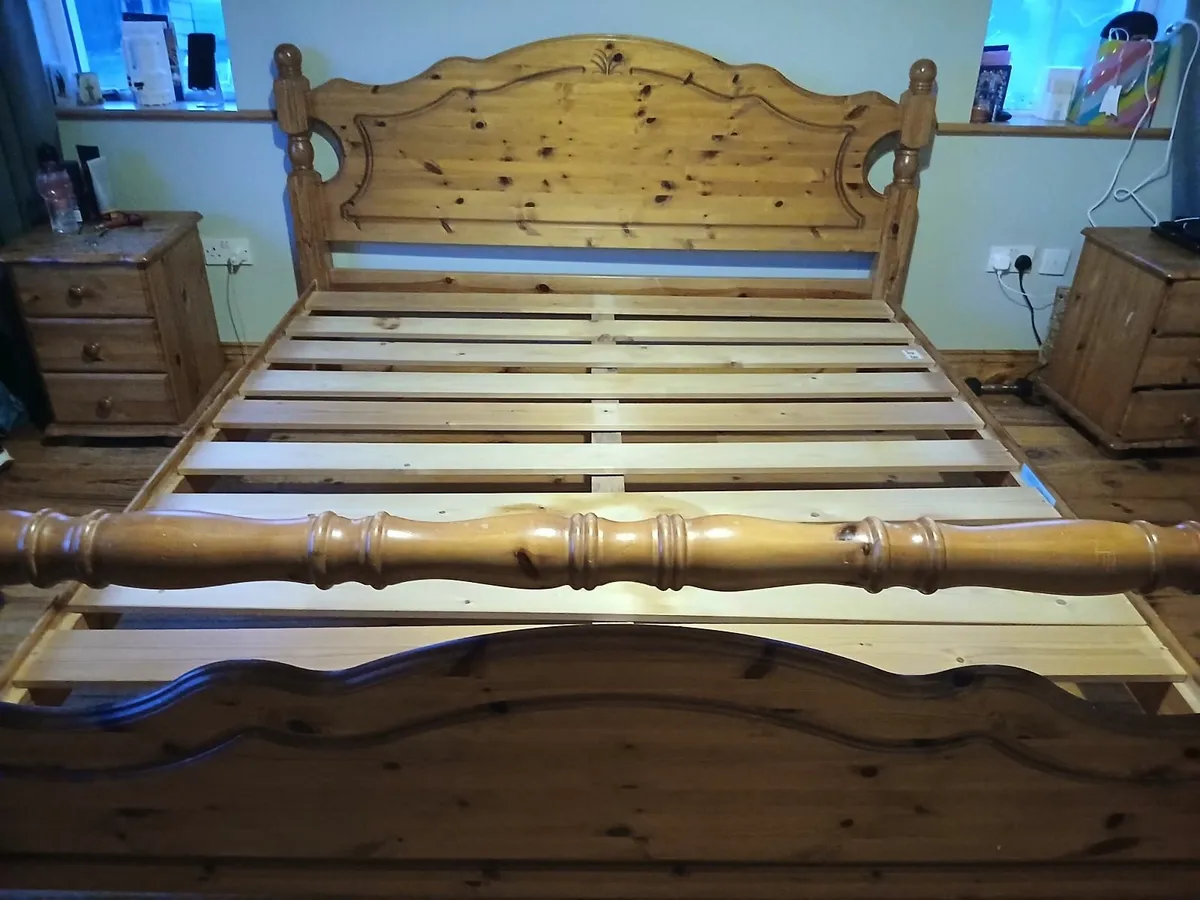 Super kingsize bed - Image 1