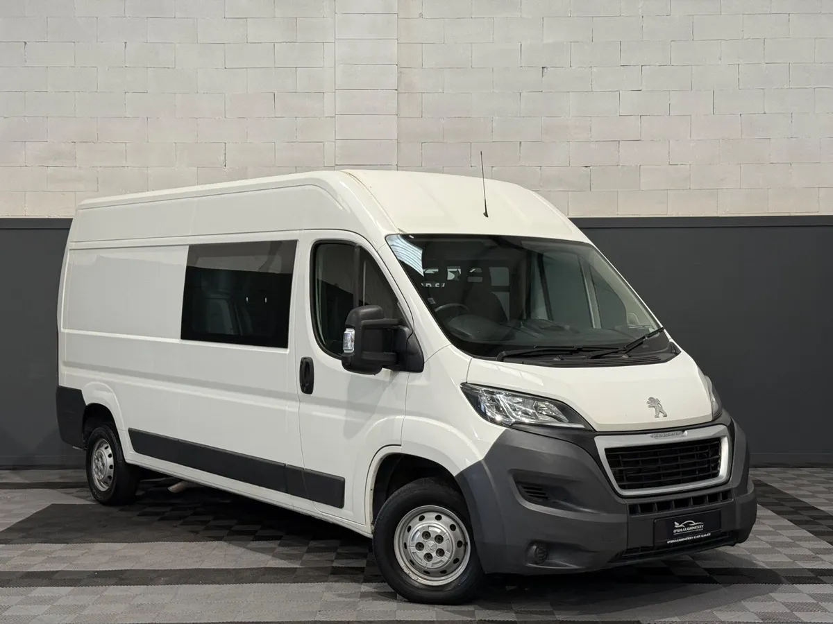Peugeot Boxer 2018 7 SEAT CREWCAB NEW DOE €11950 + - Image 1