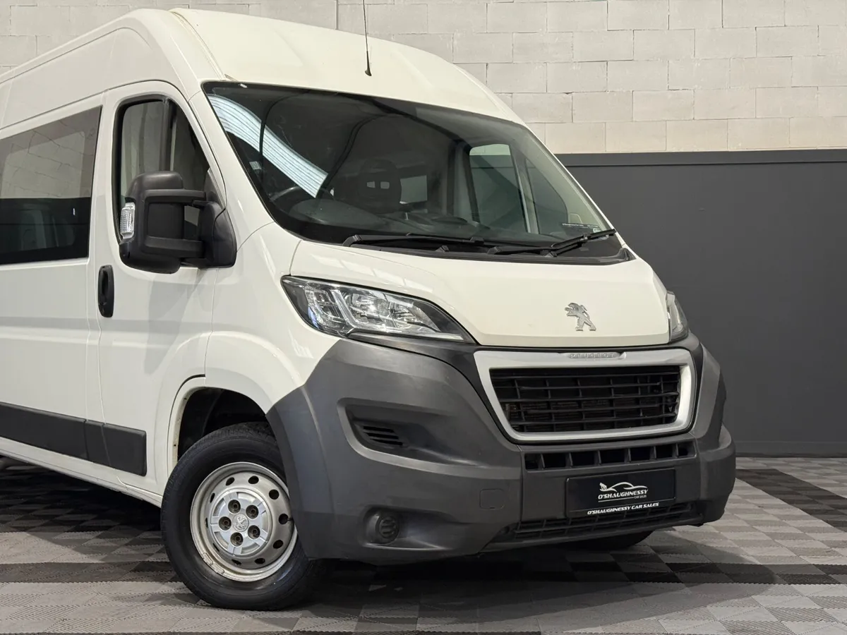 Peugeot Boxer 2018 7 SEAT CREWCAB NEW DOE €11950 + - Image 3