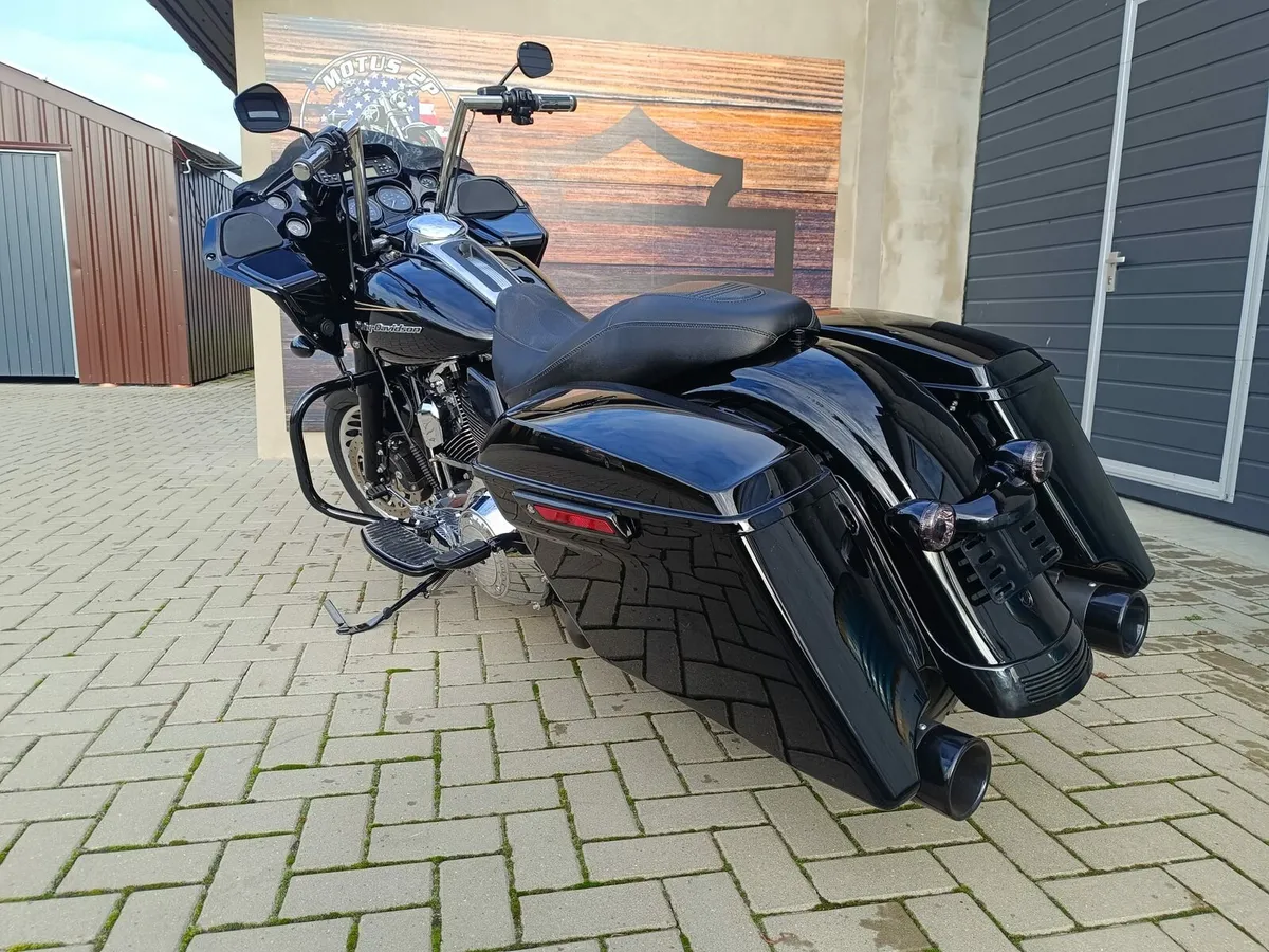 HARLEY DAVIDSON ROAD GLIDE - Image 1