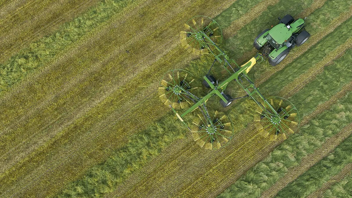 KRONE Swadro TC Centre Delivery Rotary Rakes - Image 3