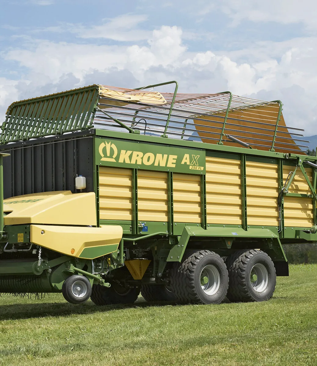 KRONE AX Dual-Purpose Forage Wagons - Image 2