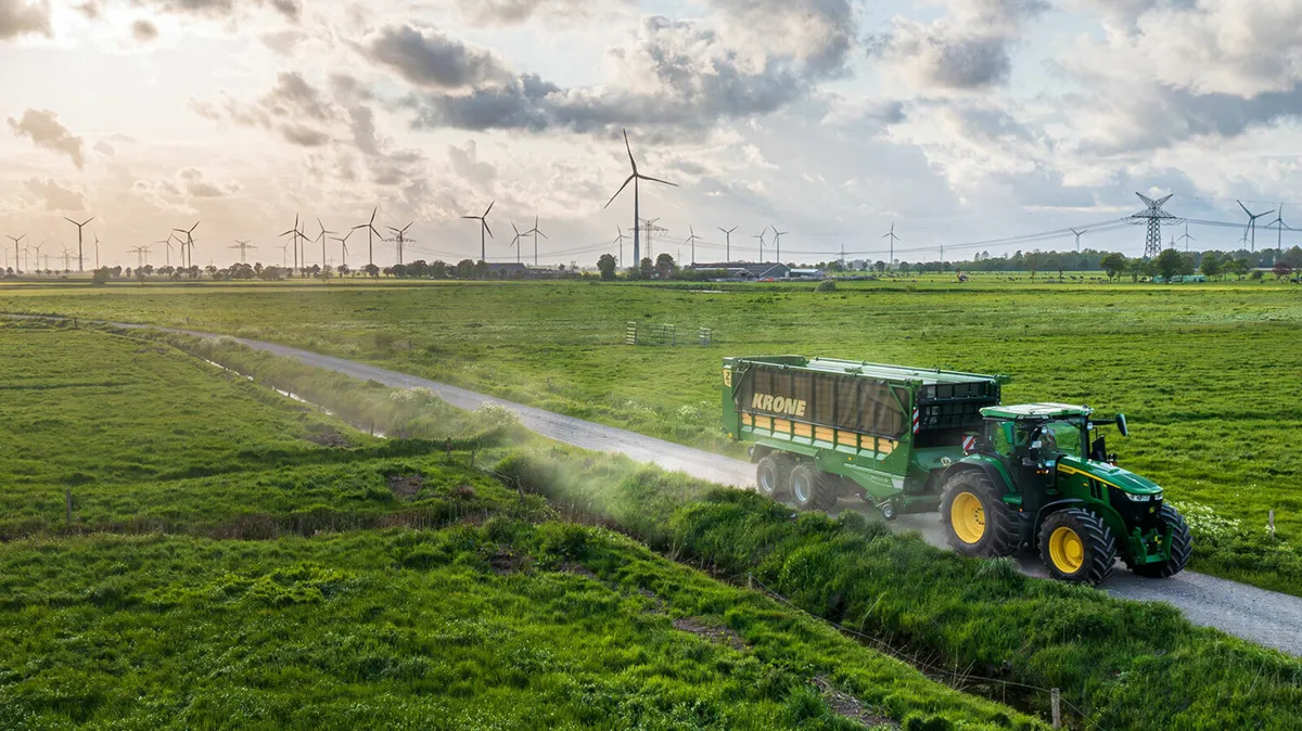 KRONE ZX High-Capacity Dual-Purpose Wagons - Image 3