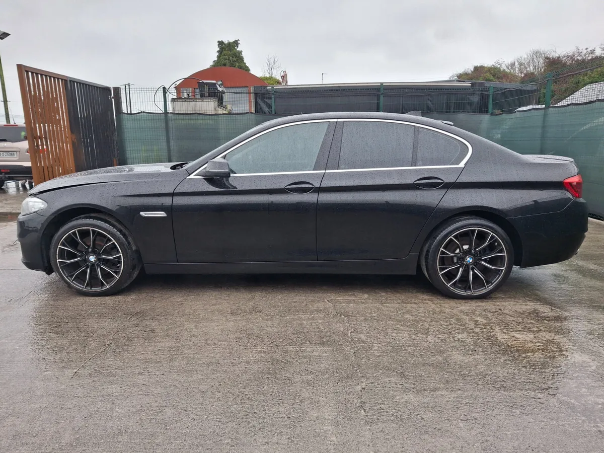 2015 BMW 520D  * Automatic* - Image 4