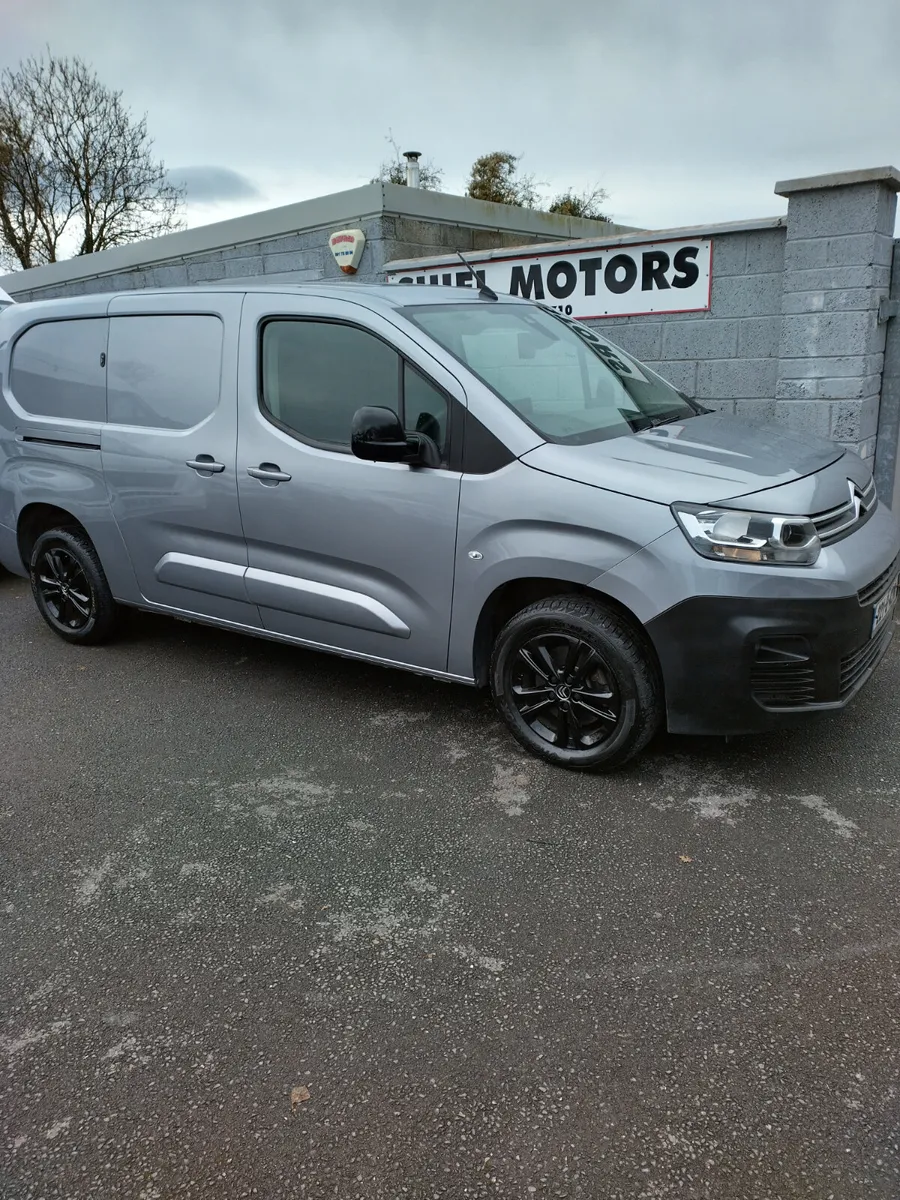 Citroen Berlingo 2022 - Image 2
