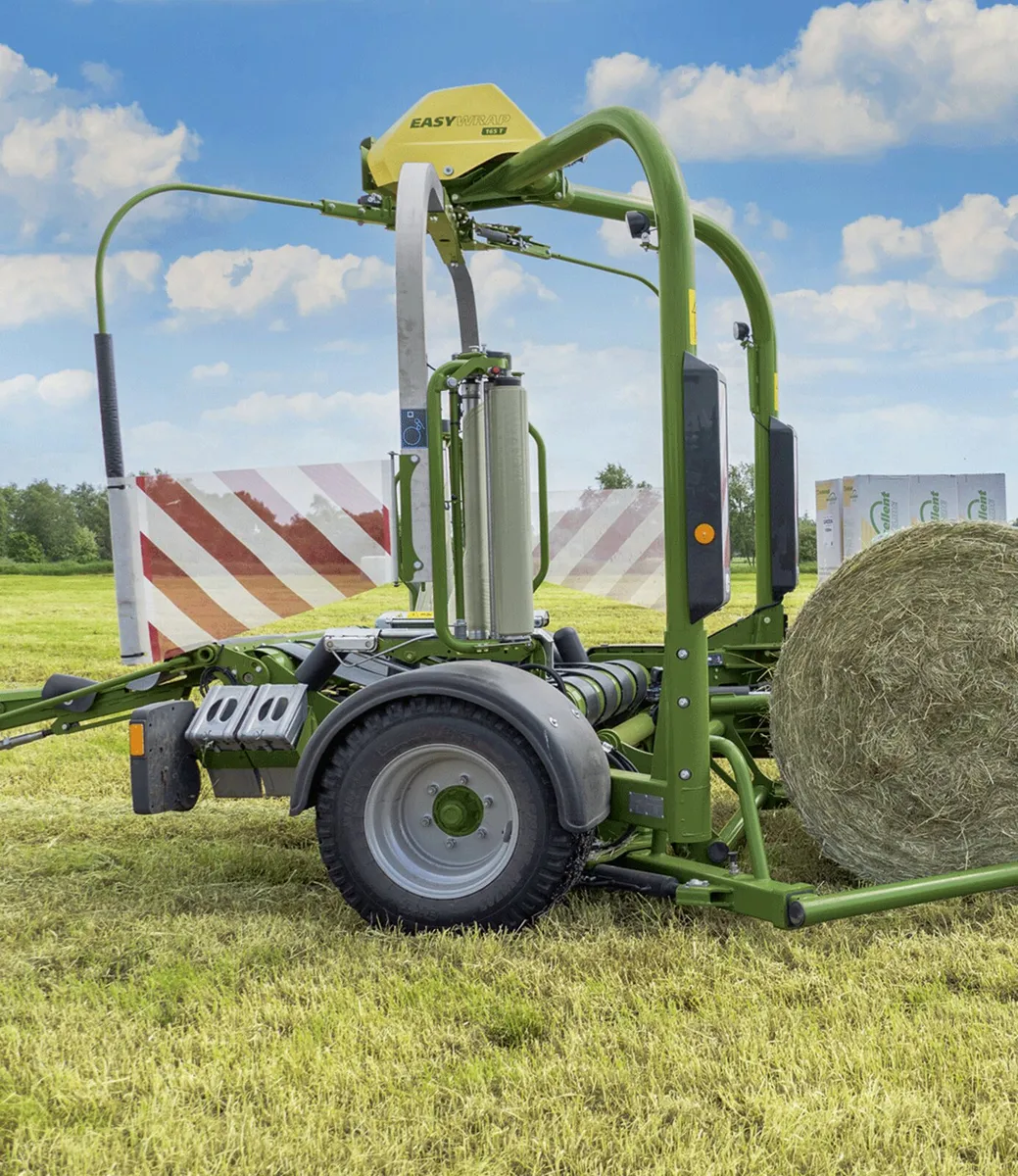 KRONE EasyWrap 165 T Trailed Bale Wrapper - Image 2