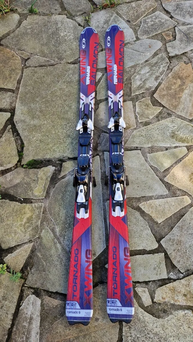Skis - Image 2