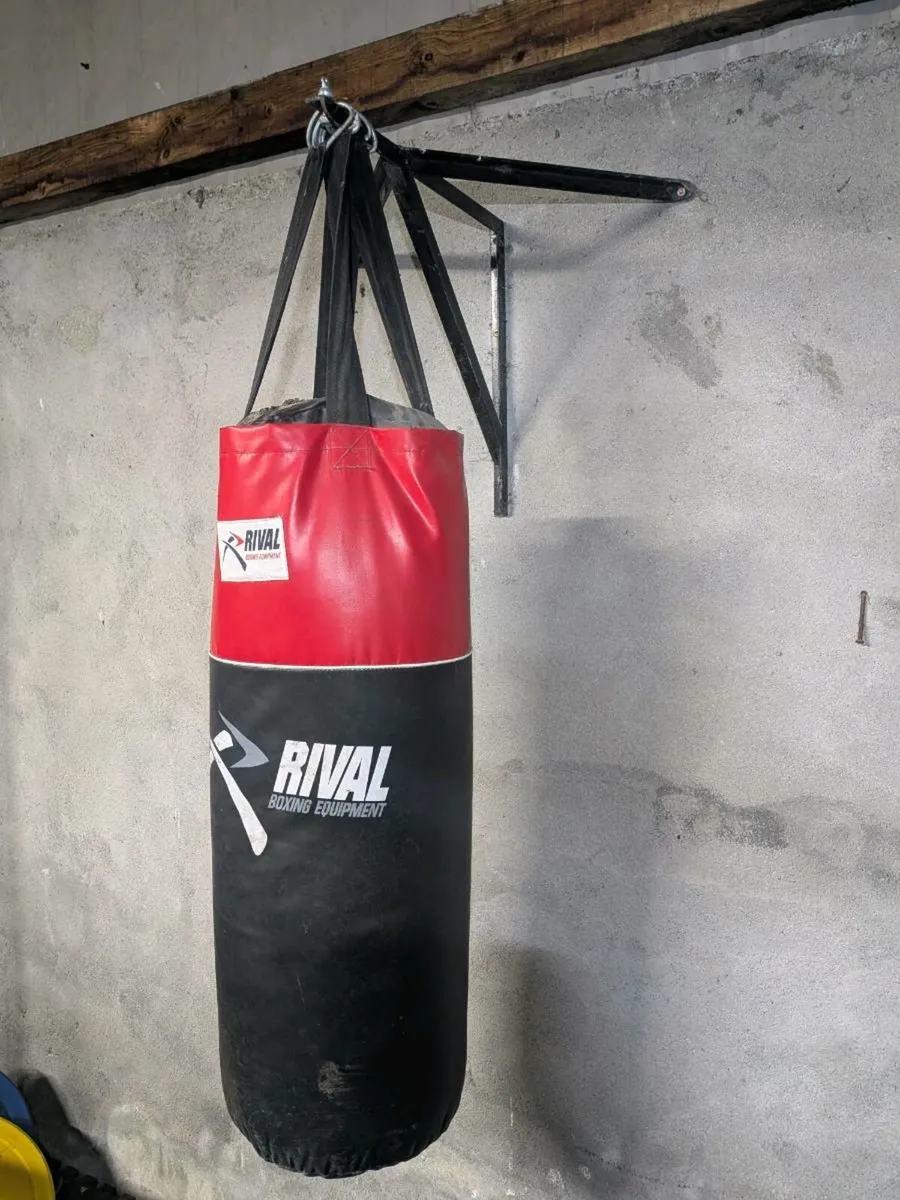 Gym equipment - Image 1