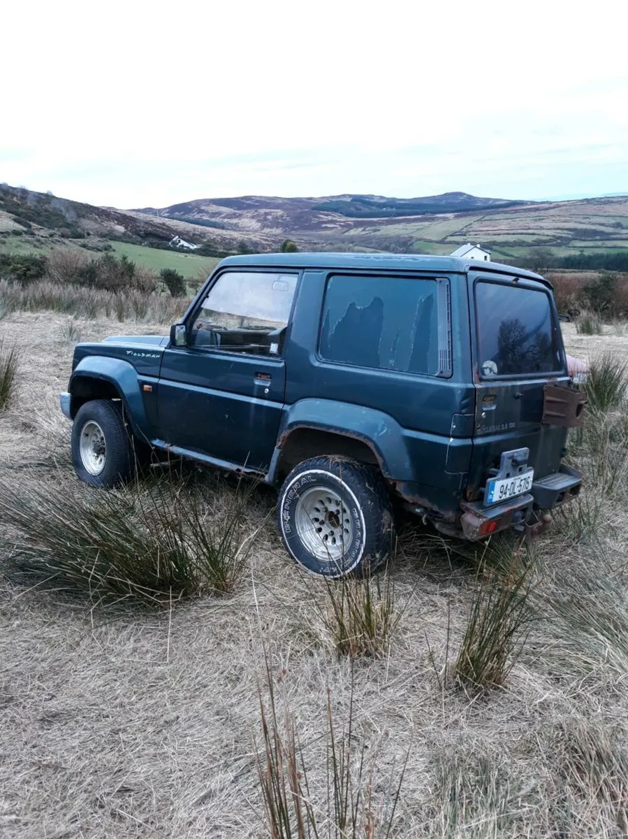 1993 daihatsu fourtrak 2.8 for breaking - Image 3