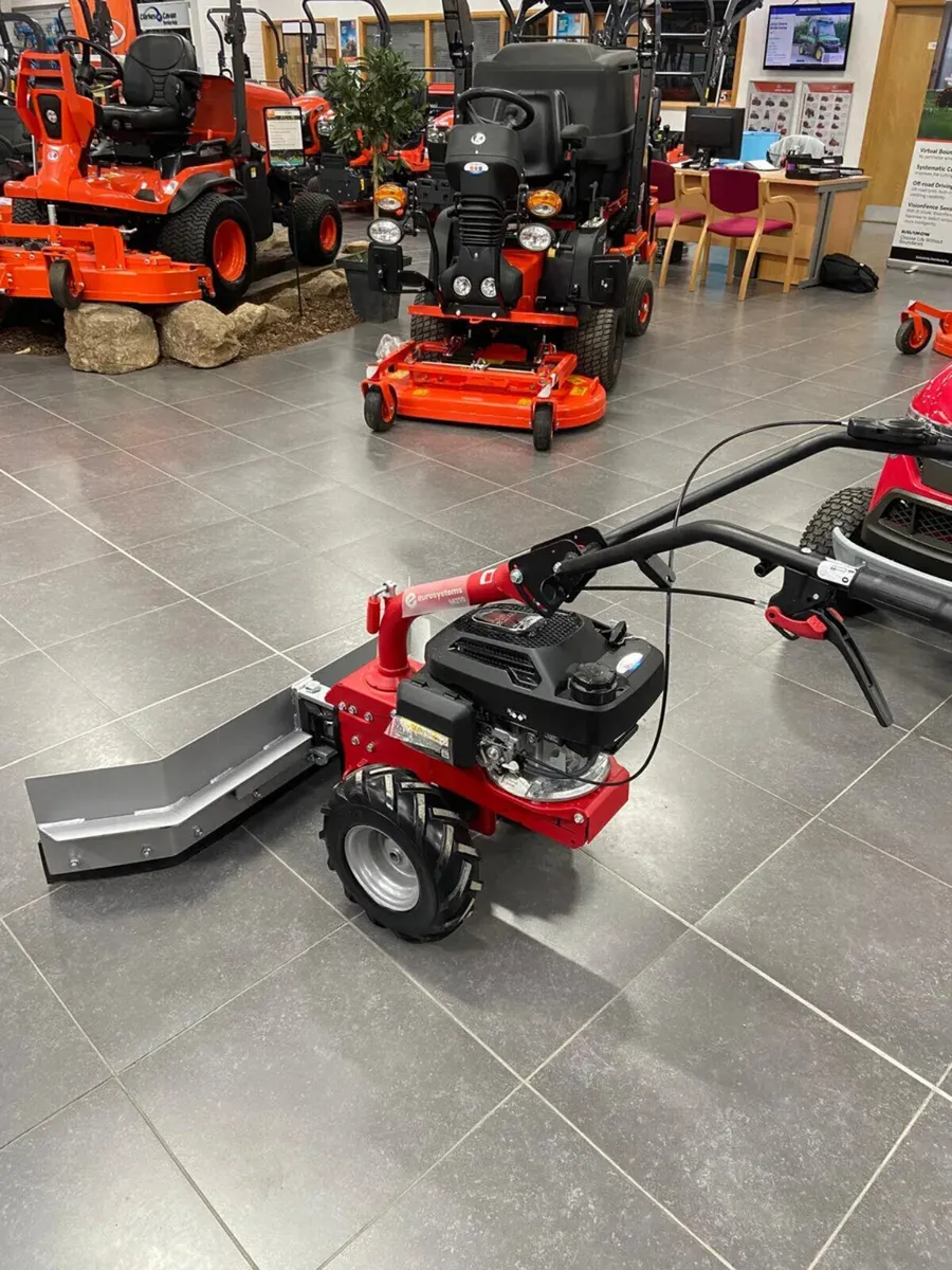 Petrol Yard Scraper - Image 3