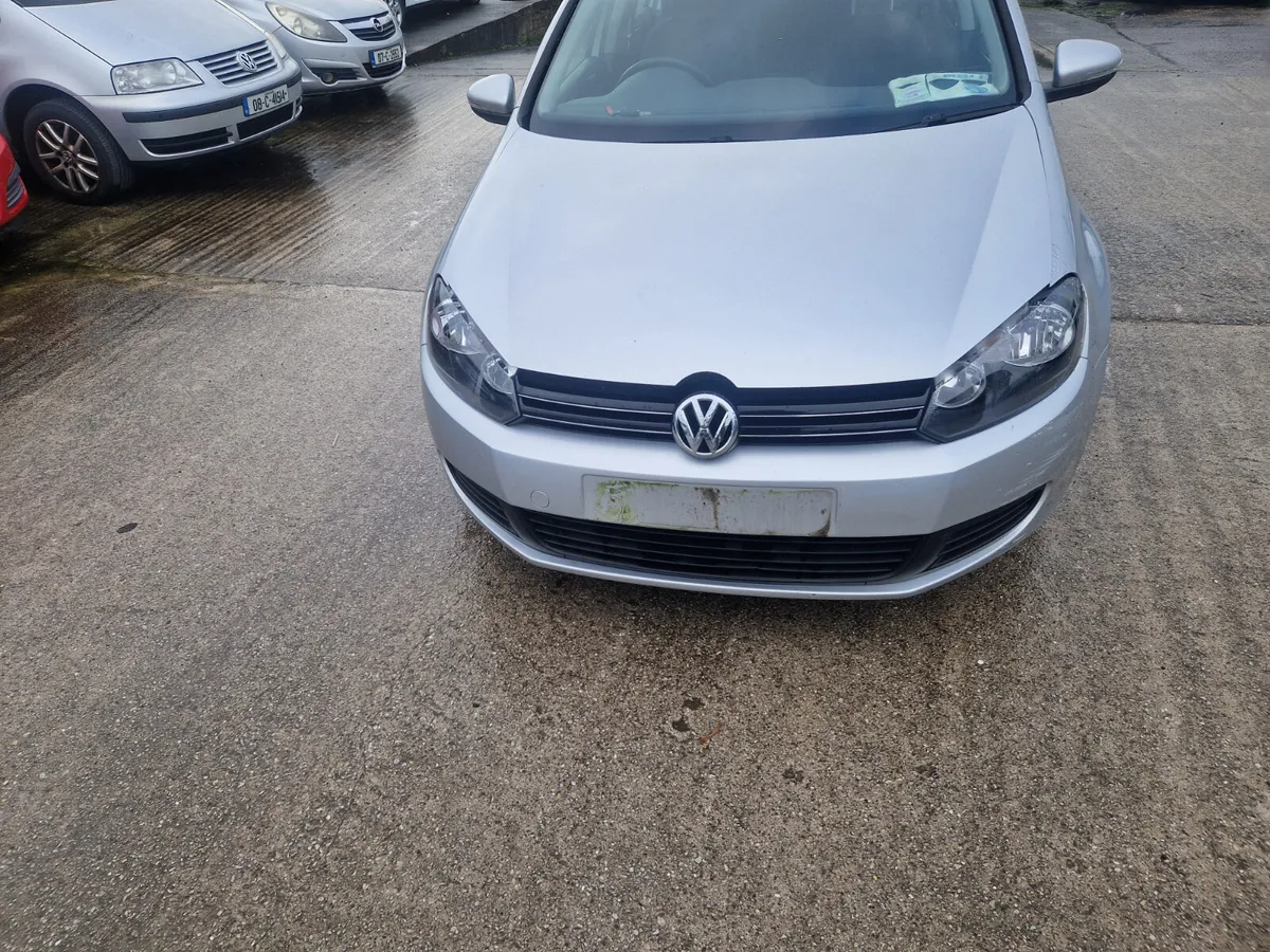 10 VW Golf for breaking - Image 1