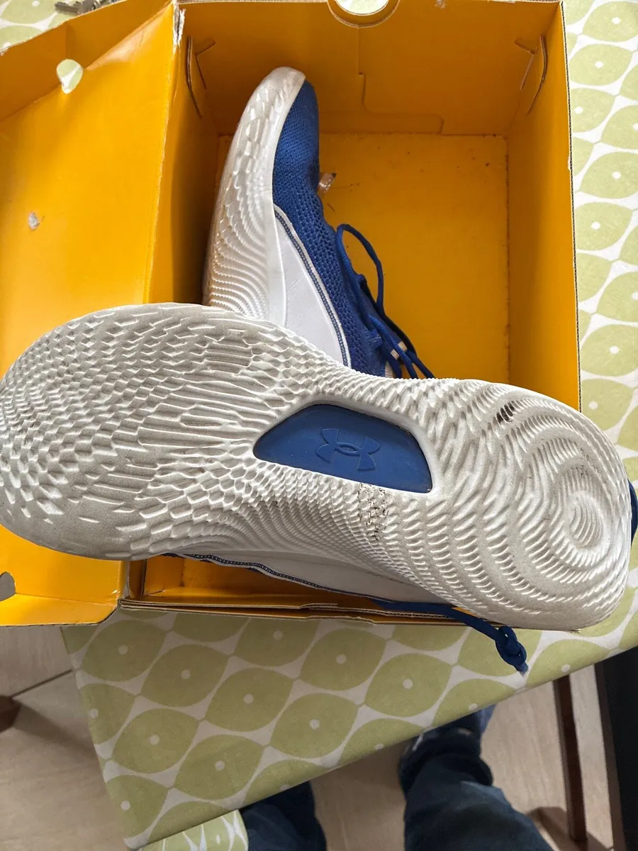 Basketball Shoes - Image 3