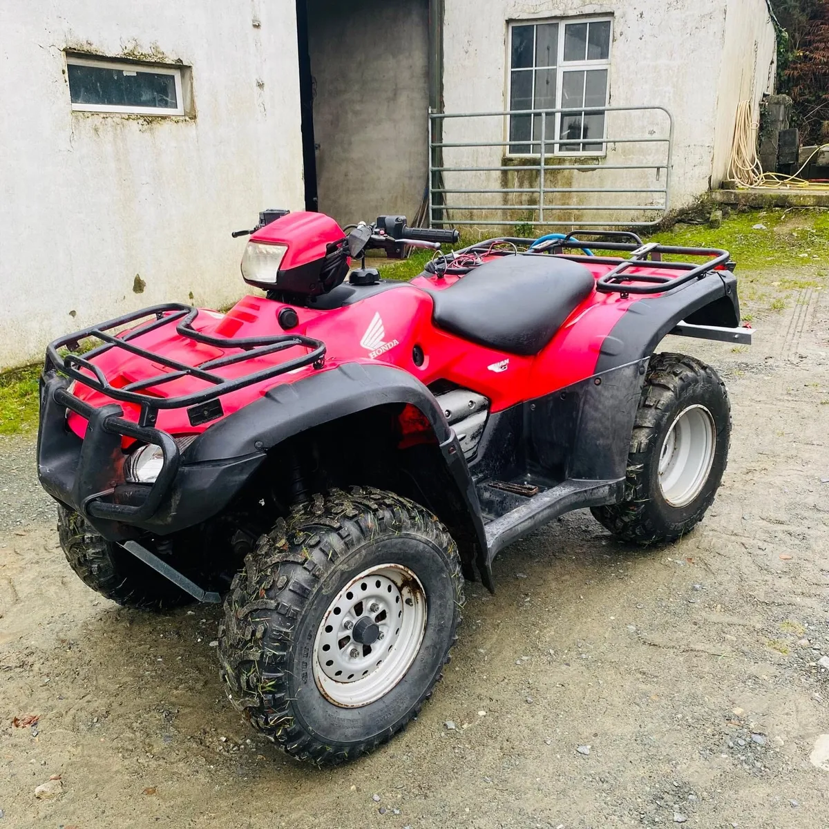 Honda 500 Quad with Sprayer - Image 1