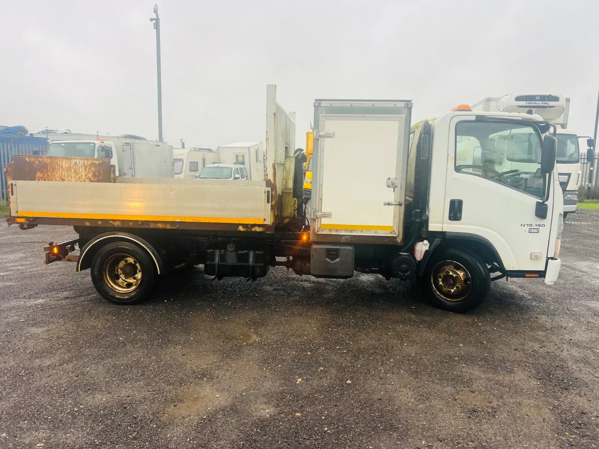 Isuzu  N75:190 Hookloader - Image 4