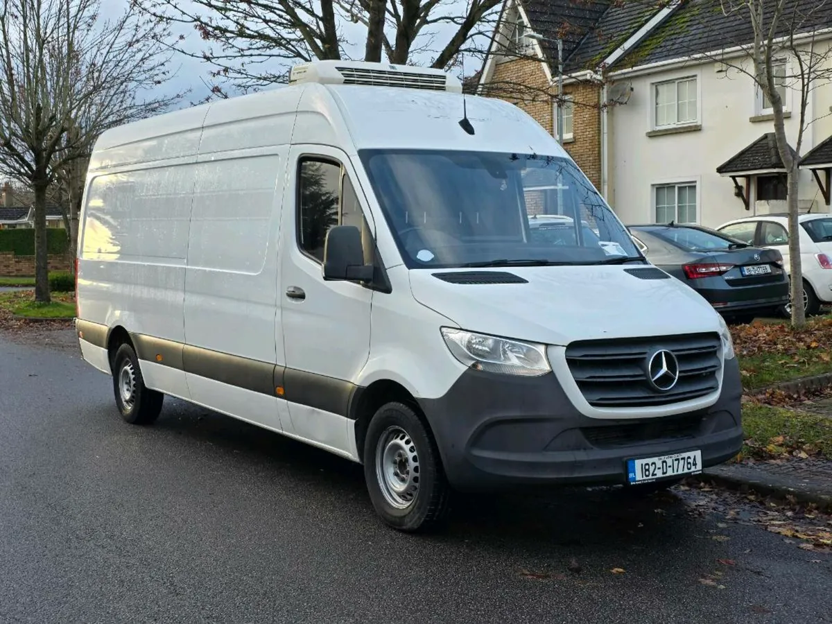 182 Mercedes Sprinter 316CDI LWB Fridge Freezer - Image 1