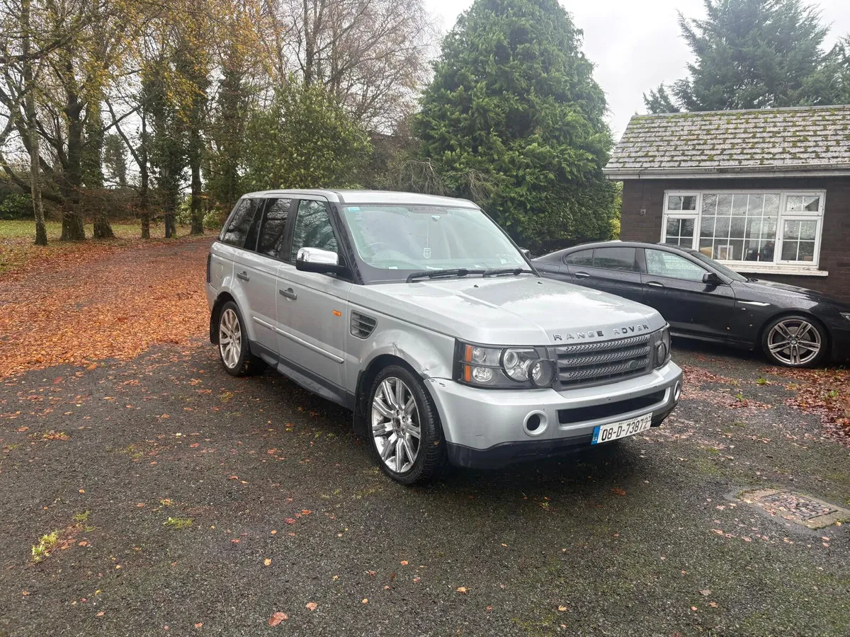 Range Rover - Image 1