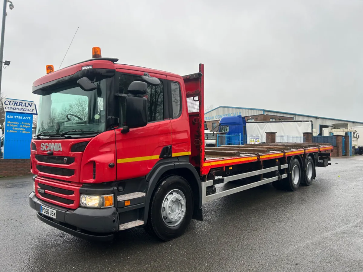 2017 Scania p340 6x4 flat or chassis cab - Image 1