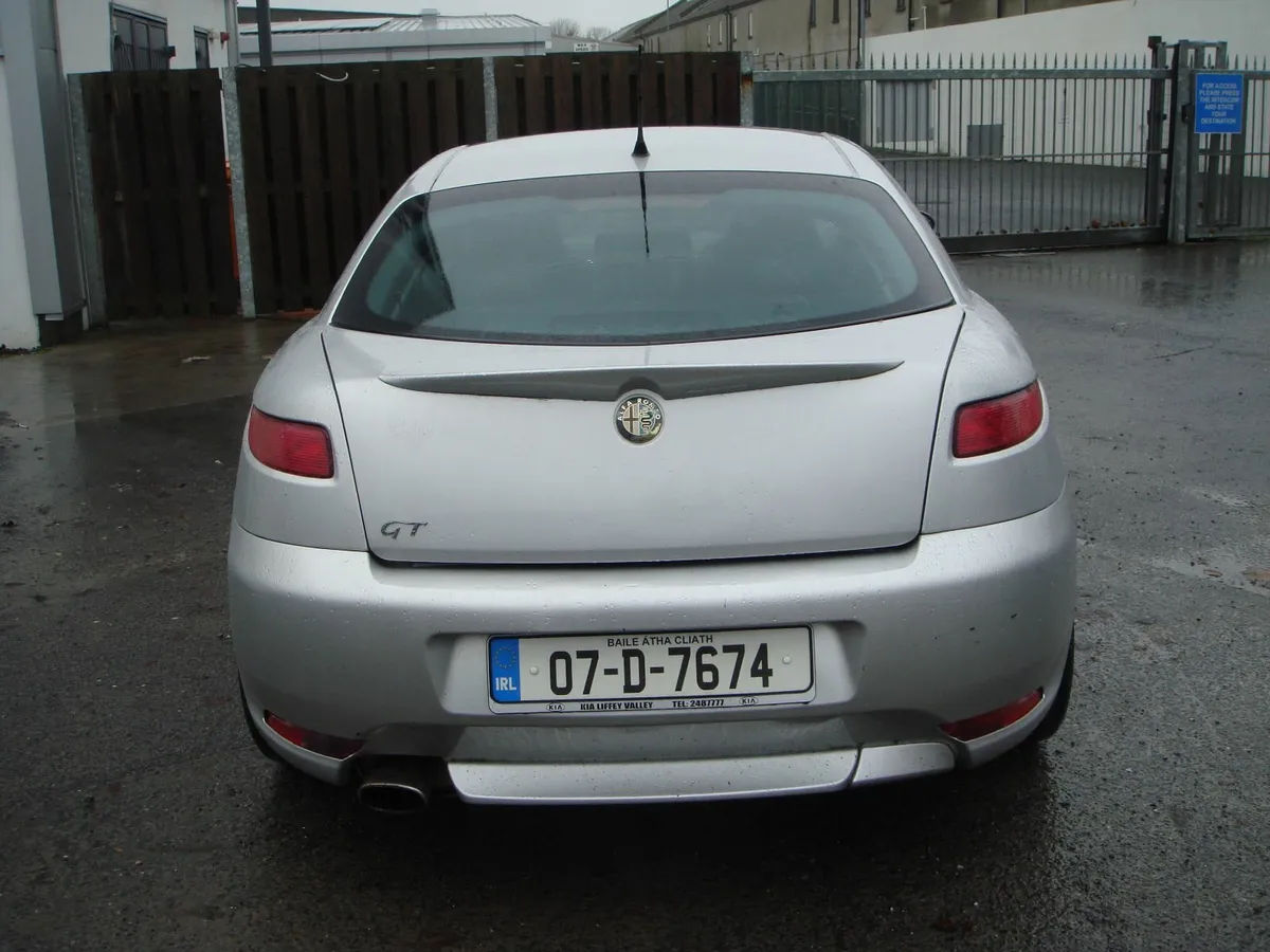 Alfa Romeo GT 2007 - Image 4