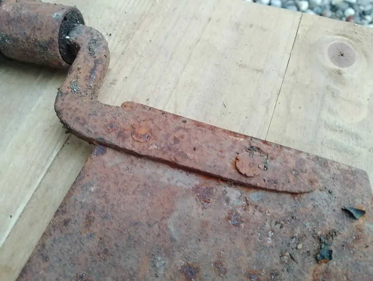 Vintage Saw - Image 2