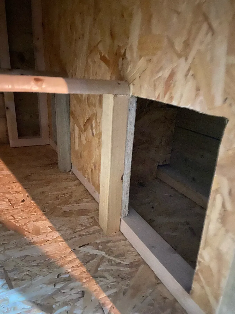 Hen house - Image 4
