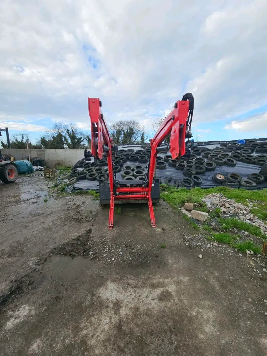 Massey Fergus /Quicke loader CW Quickie Multibenne - Image 4