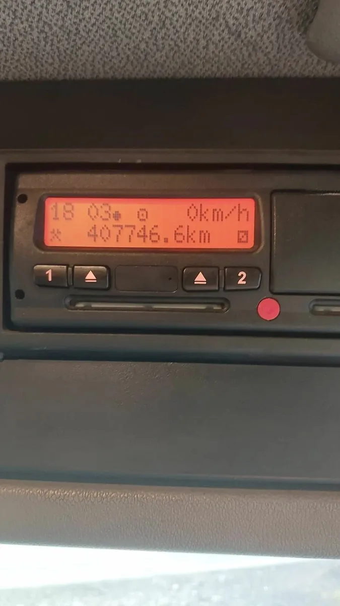 DAF  75. 310 Curtainsider 2008 - Image 2