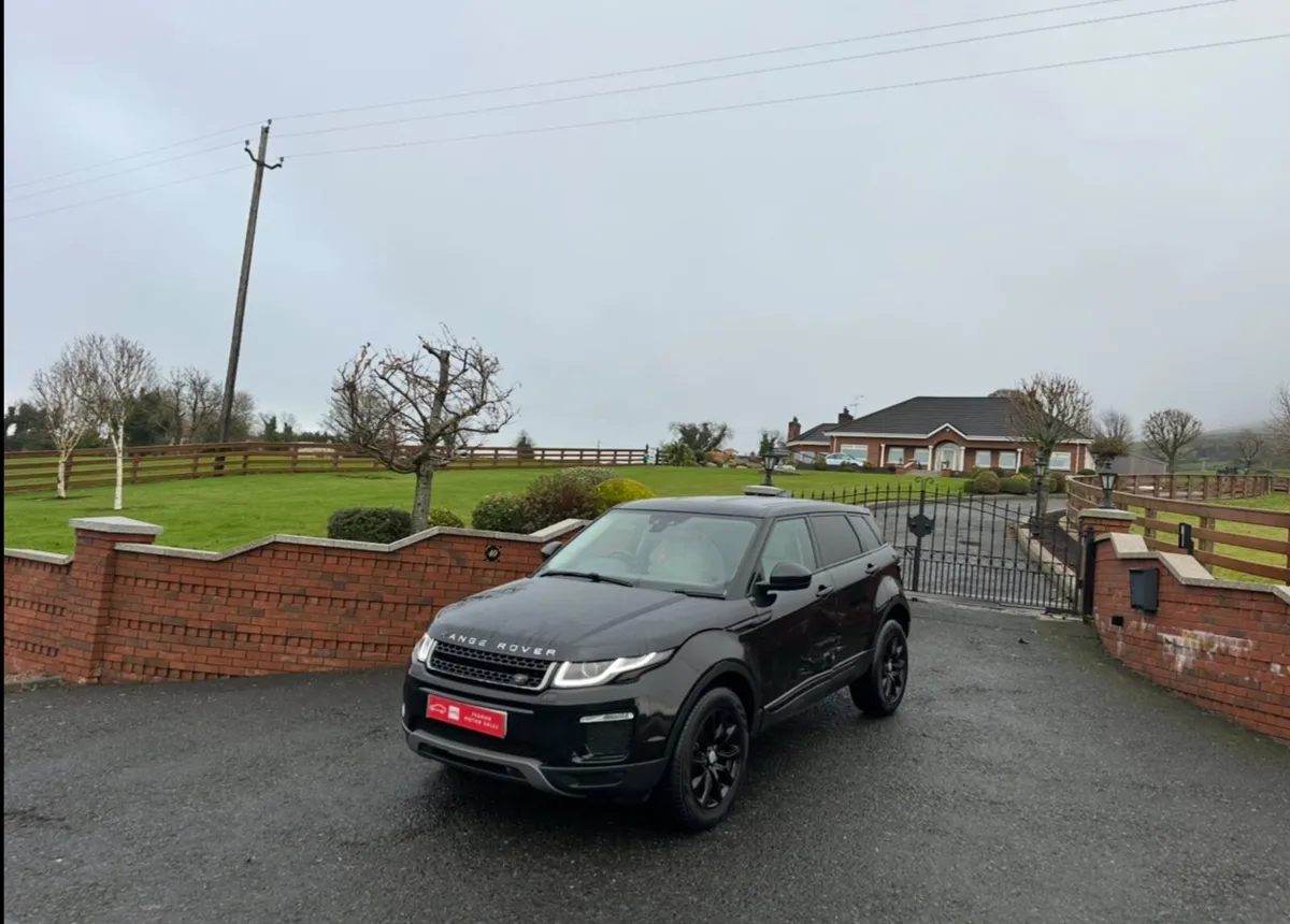 2017 Range Rover Evoque Cat N - Image 4