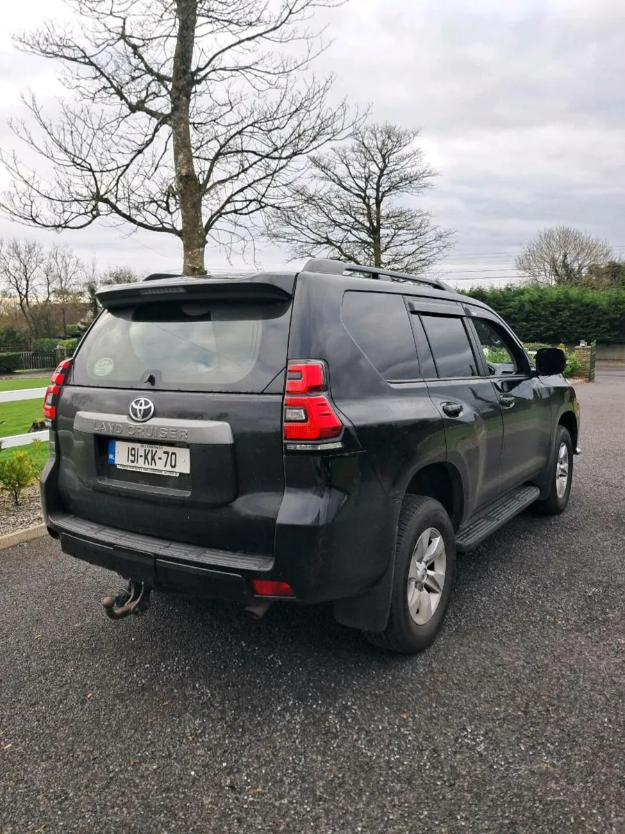 2019 Toyota Landcruiser - Image 2