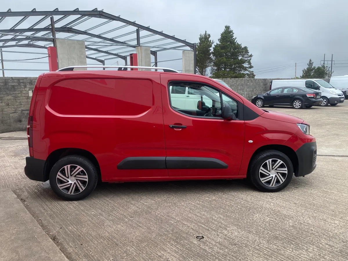 2019 CITROEN BERLINGO 1.6 new cvrt finance - Image 3