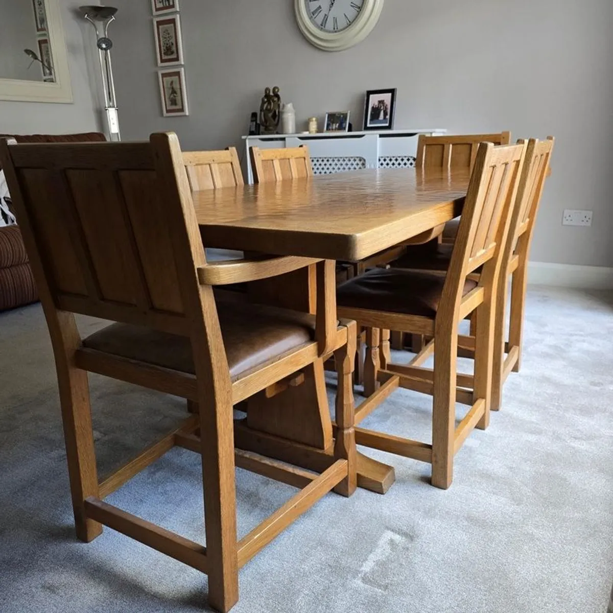 Vintage 'Beaver' Dining table and Chairs. - Image 1